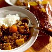 しょうゆ糀が隠し味の挽き肉カレー|Benchさん