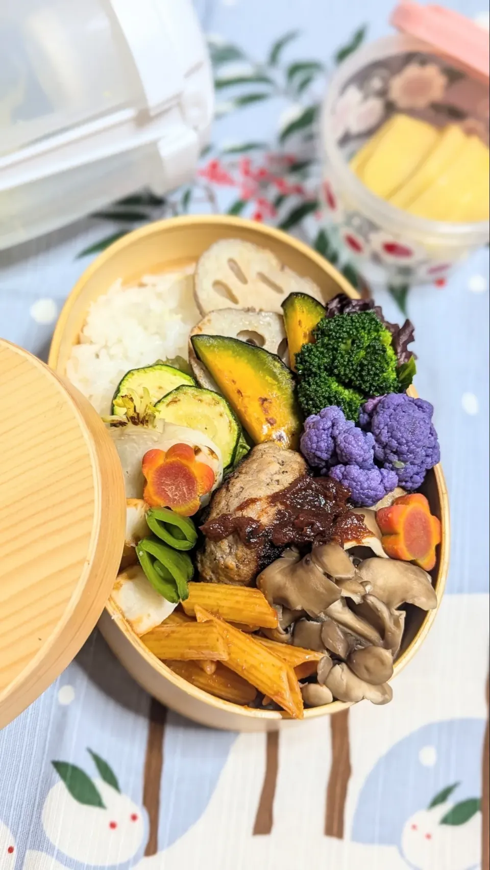 本日のお弁当〜ハンバーグ弁当|f.1125beさん