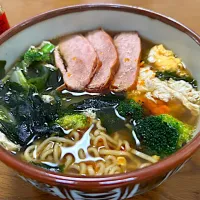 マルちゃん正麺🍜、醤油味❗️( ^ω^ )✨| サソリさん