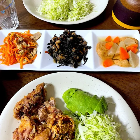 「FitDish」を使ってみたSnapdishの料理・レシピ写真:『FitDish』8種類の具材をしっとり炊きあげたひじきの煮物andかつおと昆布の旨み野菜とがんもどきの煮物✨