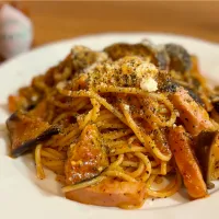 揚げナスとベーコンのトマトソースパスタ🍝|ふくすけ食堂さん