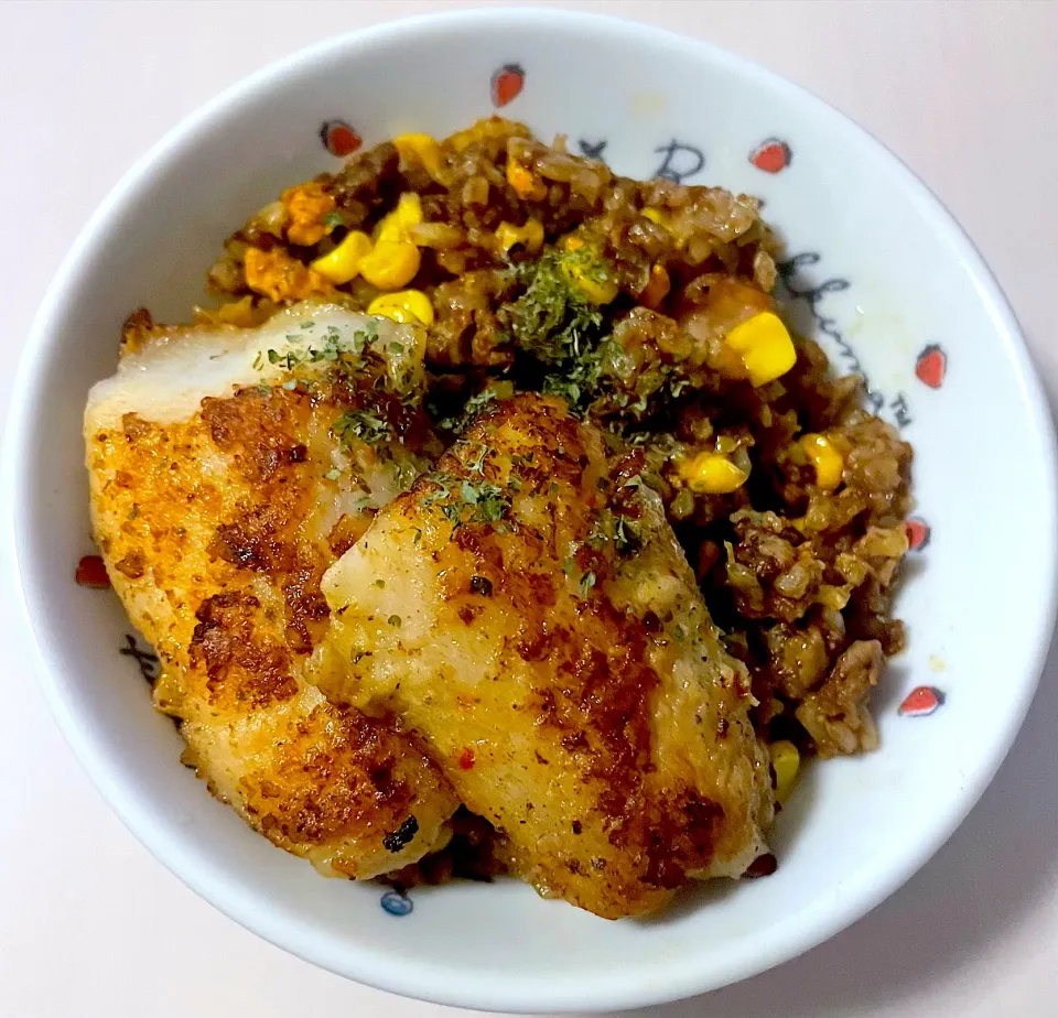 カレーピラフ白身魚のムニエル添え|jiruさん