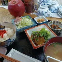 朝定食のさばの味噌煮