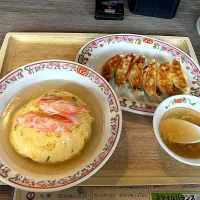 天津飯(塩ダレ)と餃子|しのぶさん