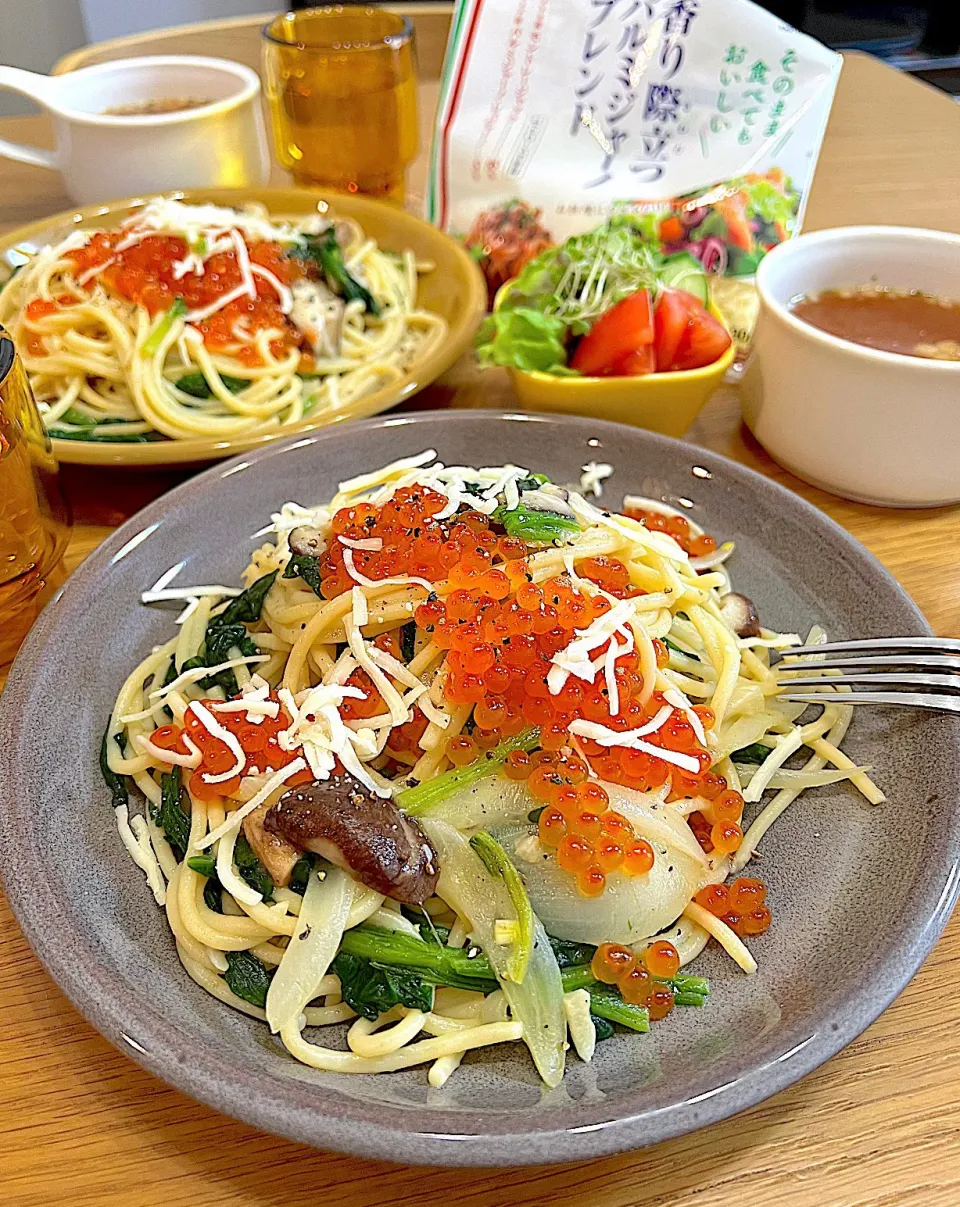 いくらのオイルパスタ🍝|ラゴさん。さん