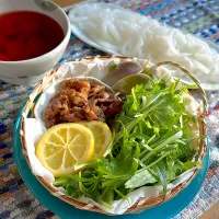 クマの妄想🇻🇳料理。ブンチャー（米の麺のつけ麺）|くまちゃんさん