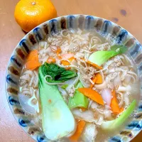 本葛でトロミをつけてあったかけんちん全粒粉うどん💕| さくたえさん