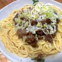 牛すじ煮込み温麺、温玉トッピング|buhizouさん