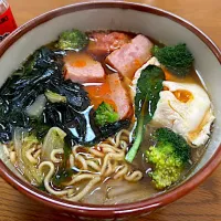 マルちゃん正麺🍜、醤油味❗️( ͡° ͜ʖ ͡°)✨|サソリさん