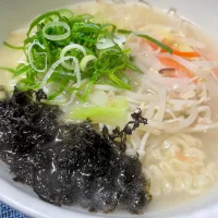 あっさりとしたインスタント袋麺で湯麺|kazzz3さん