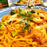 ベーコン🥓とブロッコリー🥦とブナピー🍄のトマトクリームパスタ🍝|Takeshi  Nagakiさん