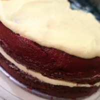 Red Velvet Cake with Cream Cheese Frosting|Marissa Bakshさん