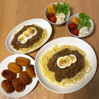 ミートソースパスタ　もちーず揚げ　サラダ|そのみさん