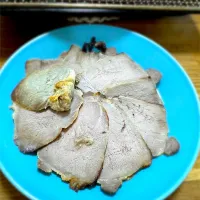 morimi32さんの料理 豚肩ロースの低温ロースト（にんにく麹）| morimi32さん