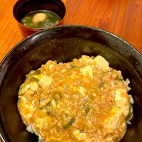 麻婆豆腐丼　中華スープ|とゆあさん