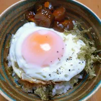 目玉焼きどんぶり|はるみさん