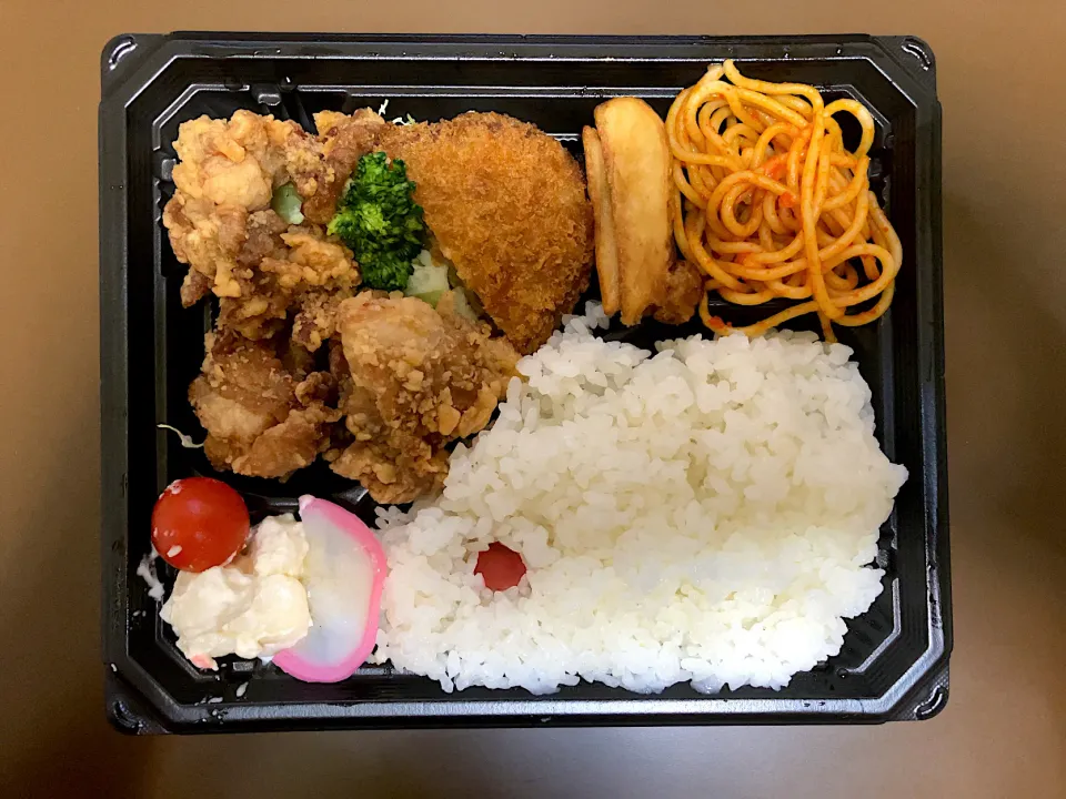 パケット 唐揚げ弁当|ばーさんさん