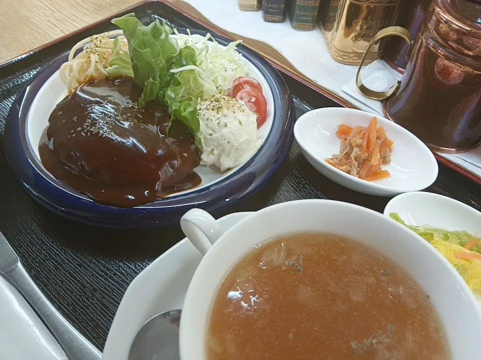 ハンバーグランチ|喫茶店TOPさん