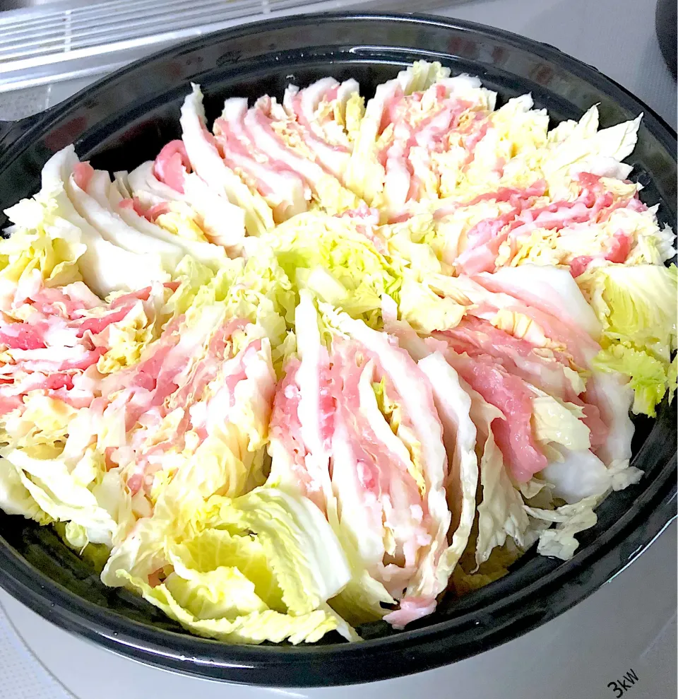 2025.1.18  ＊今日の夕飯＊豚肉と白菜のミルフィーユ鍋🎶|rinrin*mama*さん