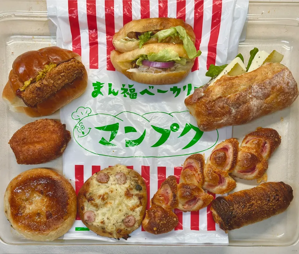 夕飯のパン🥪と明日のパン🥖|にゃあ（芸名）さん