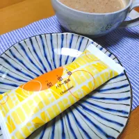 大好きなお菓子　カフェオレとともに|はるみさん