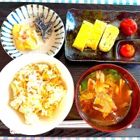 湯葉鍋からの湯葉炊き込みご飯で朝ごはん🍚|KANAさん