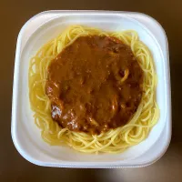 セブンイレブン じっくり煮込んだミートソースパスタ|ばーさんさん