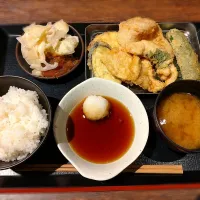 天ぷらの定食　たかお|みりさん