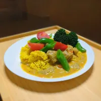 野菜たっぷり✨イエローチキンカレー🐓🍛