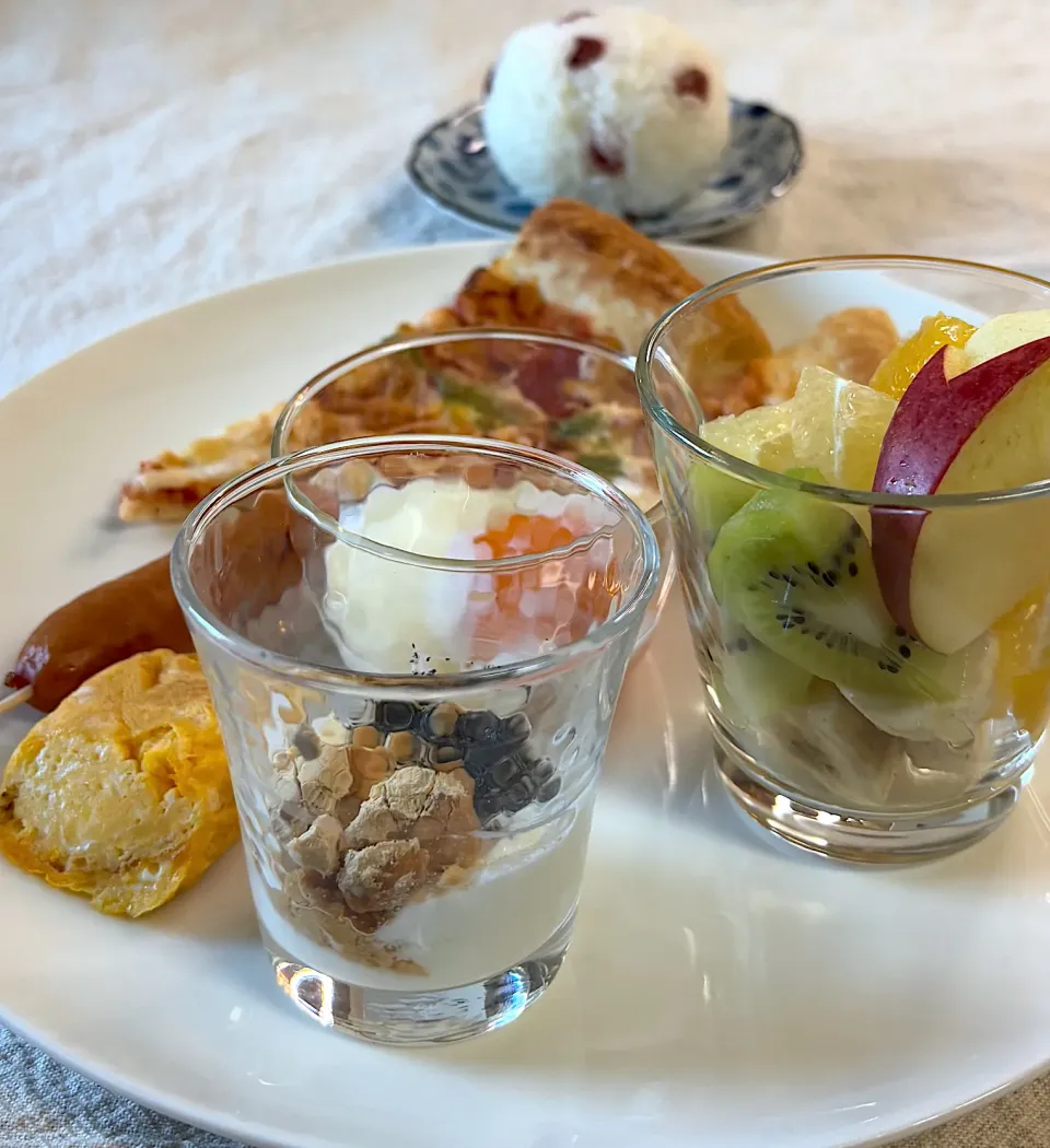 朝ごはんヨーグルト|かっちゃん杉さん