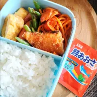 冷凍してた物で弁当！|こぼさん