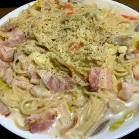 白菜ときのこのベーコンクリームパスタ|たまさん