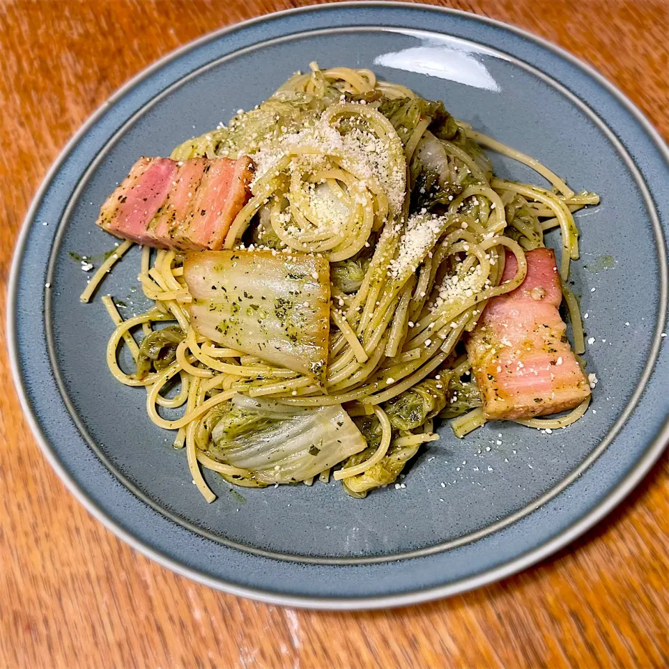 白菜とベーコンのジェノベーゼパスタ|ふうりんさん