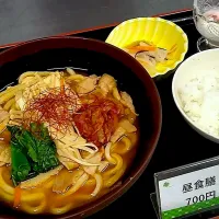 札幌市白石区役所食堂本日の日替わり定食①（フェア料理）|nyama1さん