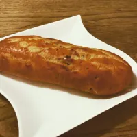 「ウォルナッツ.ブロート」🥖
チーズとスープを添えて
昼ごはん💦