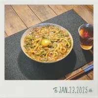 うっかり白い服を着たまま食べてしまったキーマカレーうどん