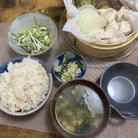 蒸籠蒸し　水菜きゅうりゴママヨサラダ　麦ご飯　味噌汁| ♡misaki♡さん