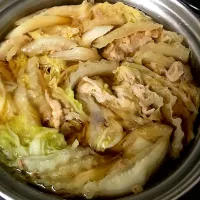 白菜と豚バラ肉のミルフィーユ鍋🍲|ゆきぽよ婆さん