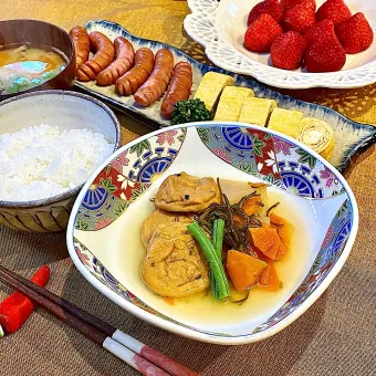 Snapdishの人気料理写真:FitDish でお昼ご飯  ꕤ*.゜