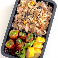 炊き込みご飯弁当！|ikumonさん