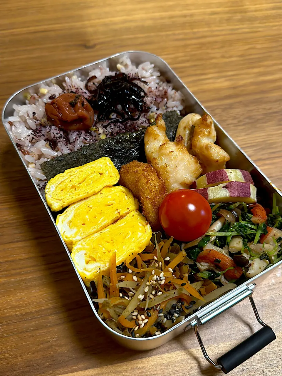 お弁当|メガネおばさんさん