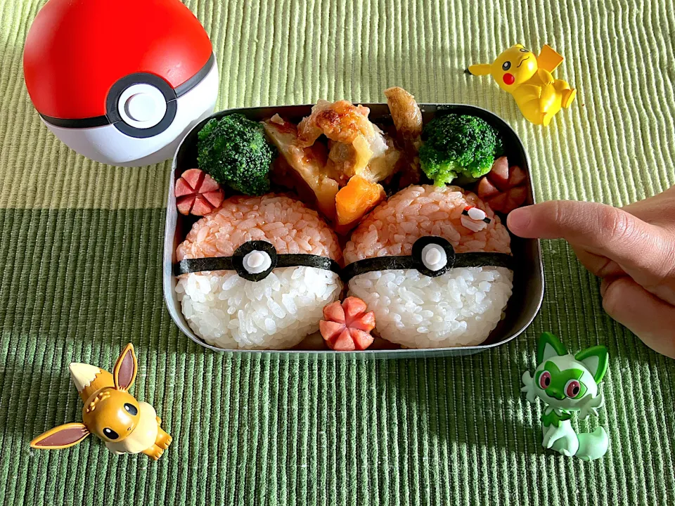 ＊べびたんと作るモンスターボール弁当＊べびたん年長さんお弁当🍱＊|＊抹茶＊さん