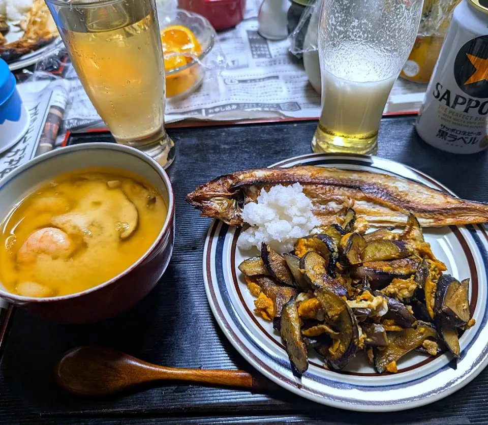 1/18（土）夕食。ほっけの開き。とろろ酒粕蒸し。茄子のたまご炒め。|へいちゃんさん