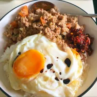 stirfry minced pork + prawns + egg + rice + lao gan ma chilli 🥰|🌷lynnlicious🌷さん