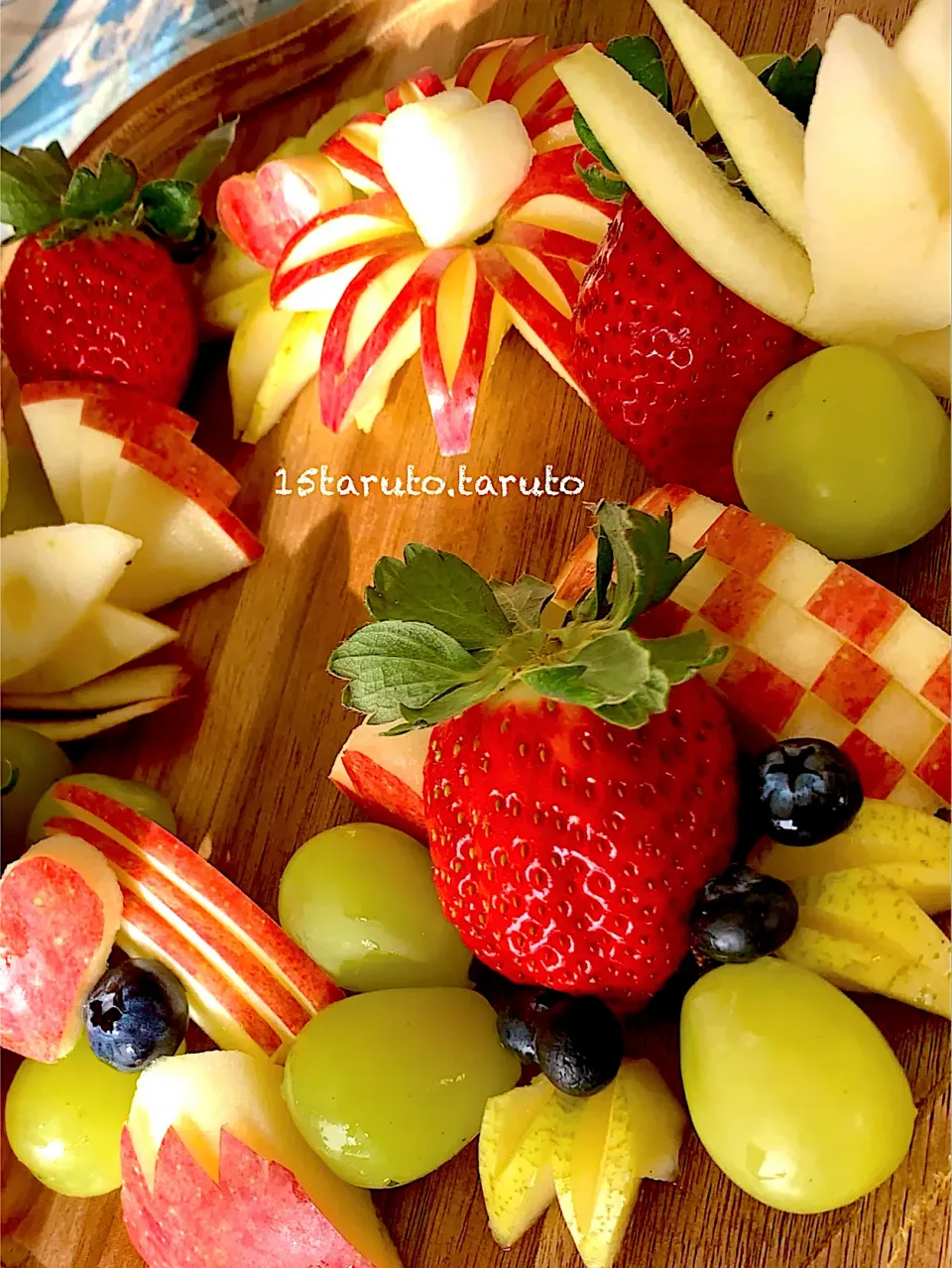 🍎フルーツリース🍓|15taruto.tarutoさん