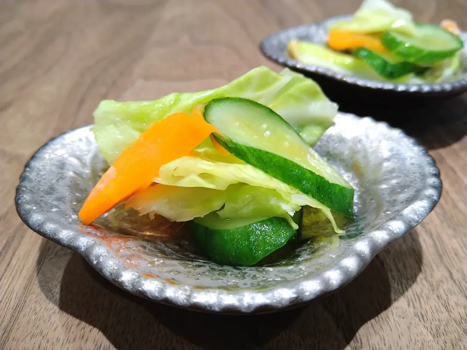 キャベツときゅうりの塩糀漬け|古尾谷りかこさん