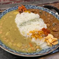 本日のあいがけカレー🍛