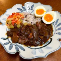 塩糀パウダー黒カレー🍛|henryさん