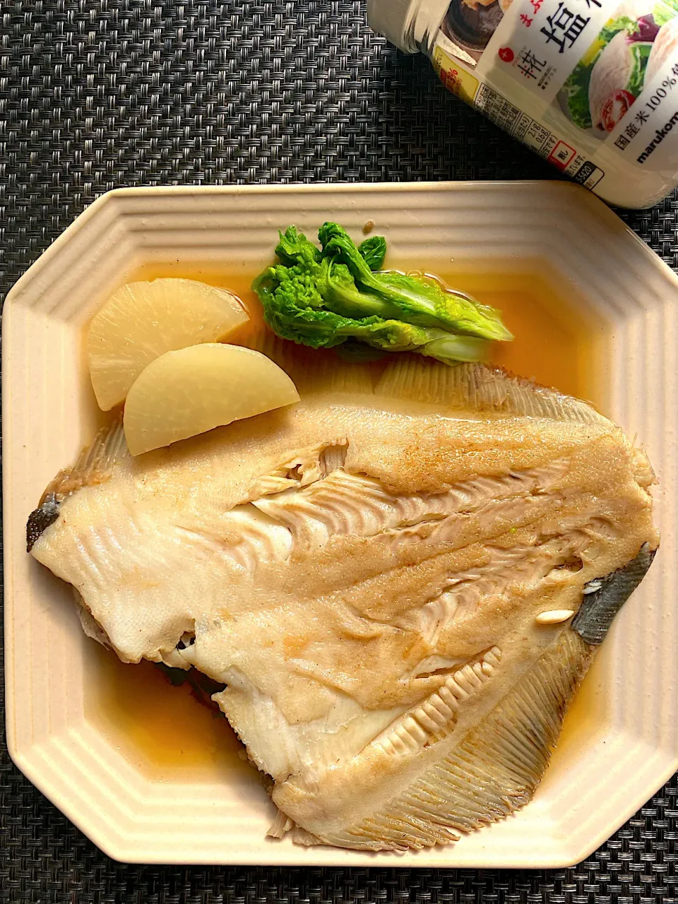 塩糀パウダーでふんわりカレイ煮付け|栃倉 直人さん