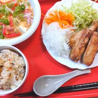 手羽中唐揚げ　玉子麻婆豆腐　山菜炊き込みご飯|さゆさん